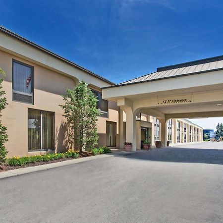Baymont By Wyndham Southfield/Detroit Otel Dış mekan fotoğraf